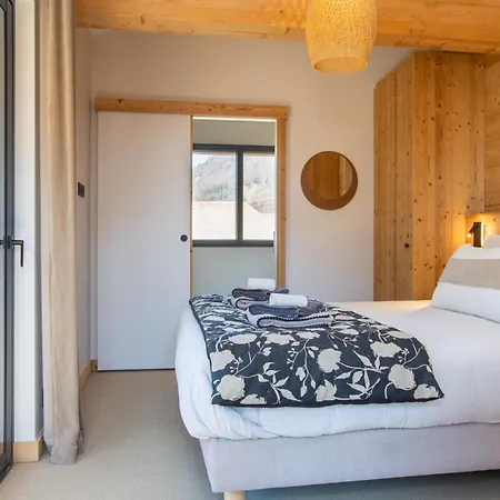 Coco - Luxury Morzine Chalet